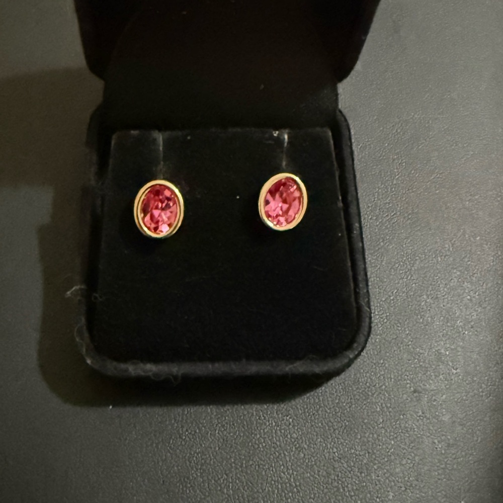 S.A.L. Signed💥VINTAGE~RARE~SOLD OUT💥Elegant Oval Pink & Gold Plated Earrings